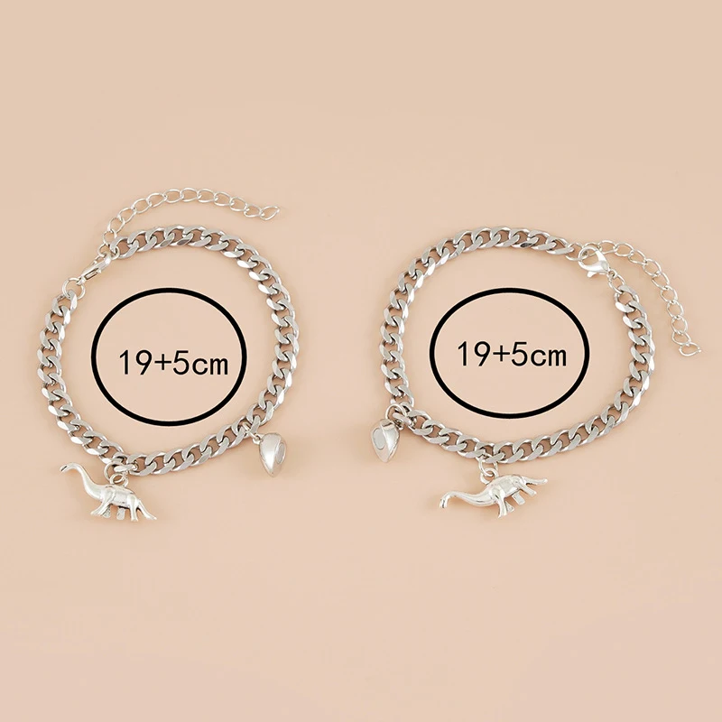 Colar Pingente Dinossauro Criativo Aço Inoxidável Coração de Amor Casal. Pulseira combinando. Presente perfeito e romântico.