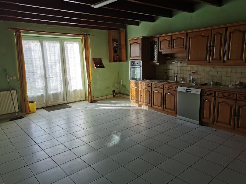 Vente maison 4 pièces  à Chauvigny (86300), 109 000 €