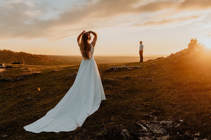 Fotógrafo de casamento Adam Niewiadomski (pieknekadry). Foto de 21 de novembro 2023