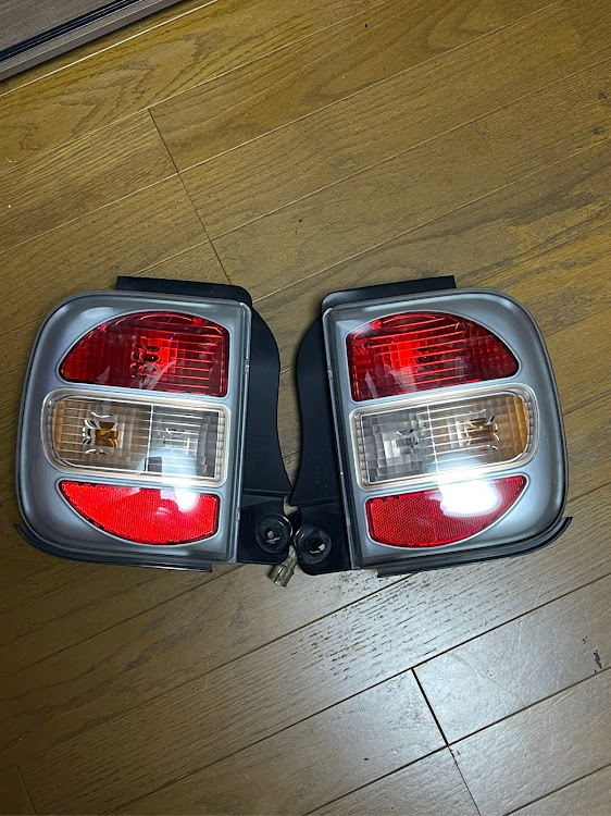 アルトラパンのラパン乗りと繋がりたい・HE21S・シンプルスタイル・DIY・オレンジウインカーに関するカスタム事例の投稿画像1枚目