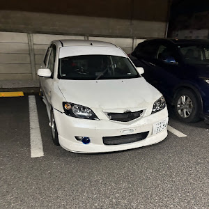デミオ DY5W