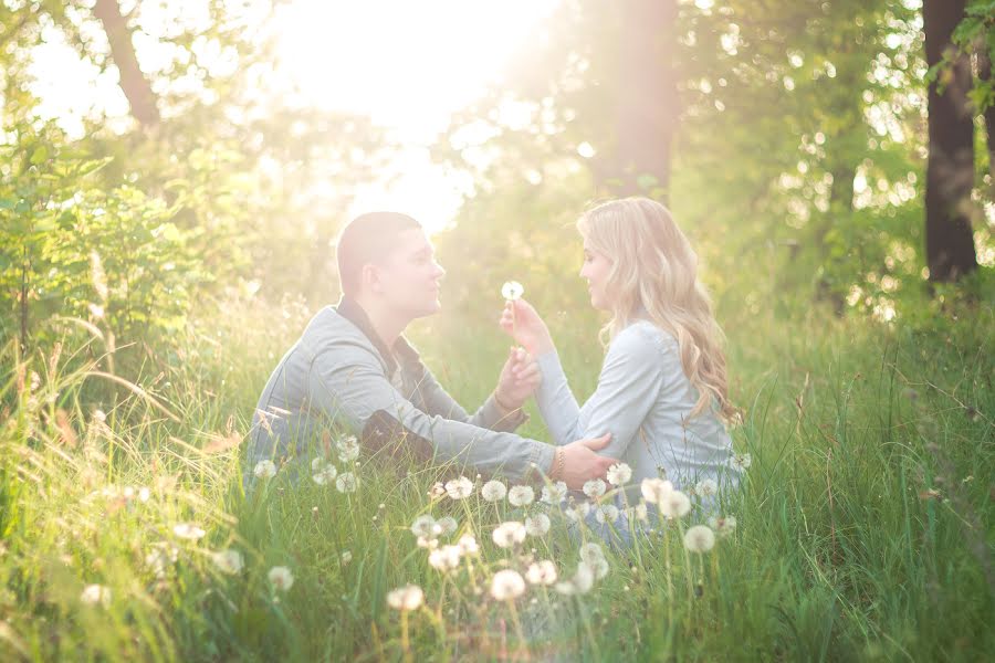 Wedding photographer Anastasiya Chernyshova (1fotovlg). Photo of 24 May 2017