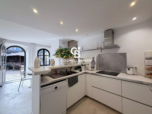 Propriété avec piscine 4