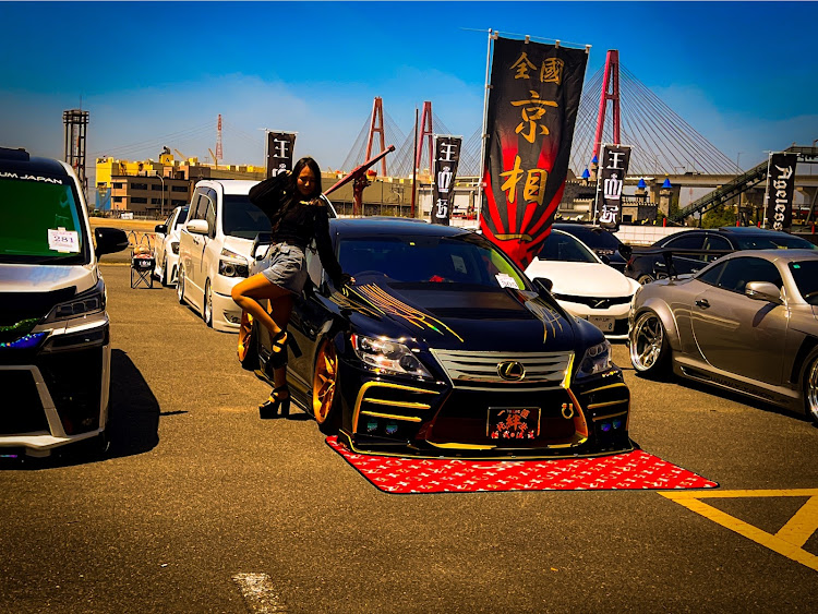 マコと真っ赤な騎士さんが投稿した第64回DSU杯・個人的ピックアップ車両・カスタムカー・カッコイイ車ばっかり😎・ポートメッセ名古屋に関するカスタム事例の投稿画像1枚目