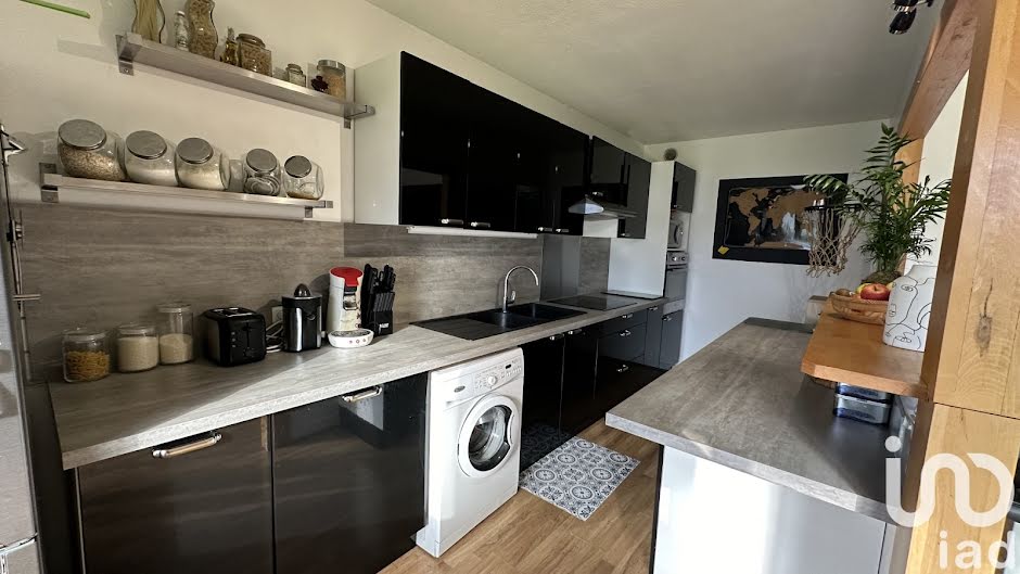 Vente appartement 4 pièces 84 m² à Bourgoin-Jallieu (38300), 169 500 €