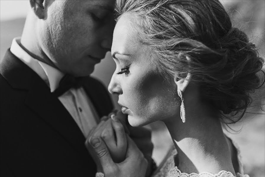 Wedding photographer Mike Shpenyk (monrophotography). Photo of 31 March 2015