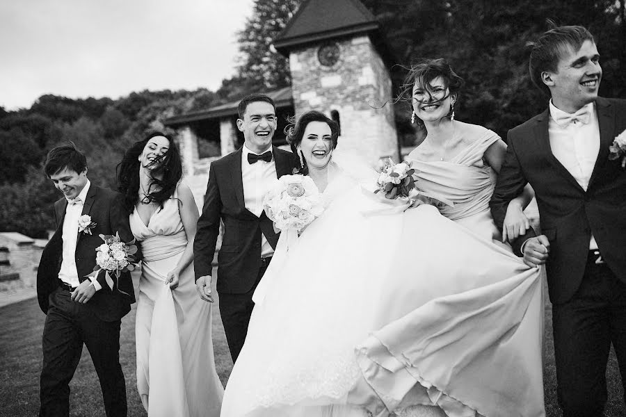 Fotógrafo de bodas Vitaliy Kadykalo (kadykalo). Foto del 17 de enero 2017