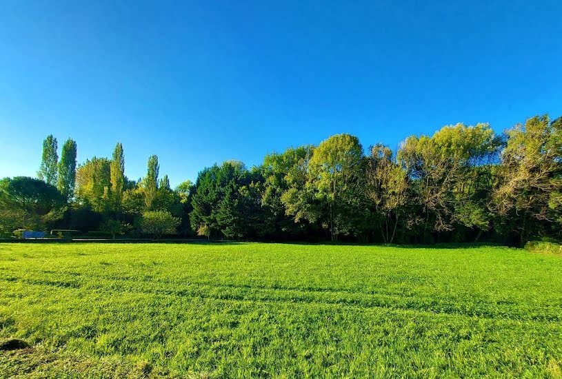  Vente Terrain + Maison - Terrain : 1 651m² - Maison : 74m² à Beauvoir-sur-Niort (79360) 