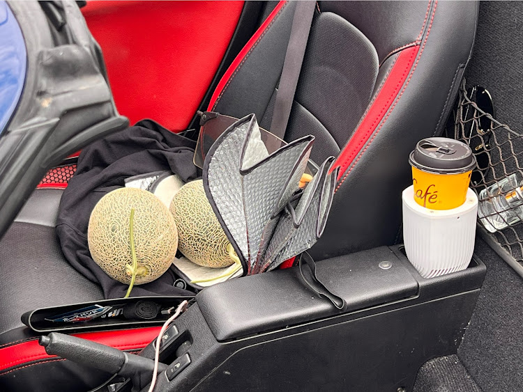 コペンの5月もよろしくお願いします・DIY・オープンカーのある生活・コペンはいいぞ😚・コペンオーナーの皆様よろしくお願いします。に関するカスタム事例の投稿画像7枚目