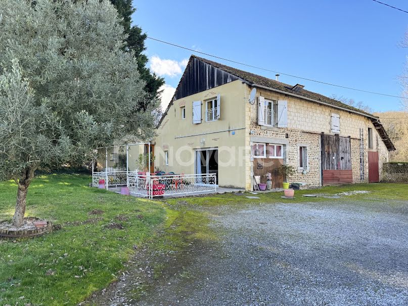 Vente maison 9 pièces 248 m² à Arzacq-Arraziguet (64410), 319 000 €