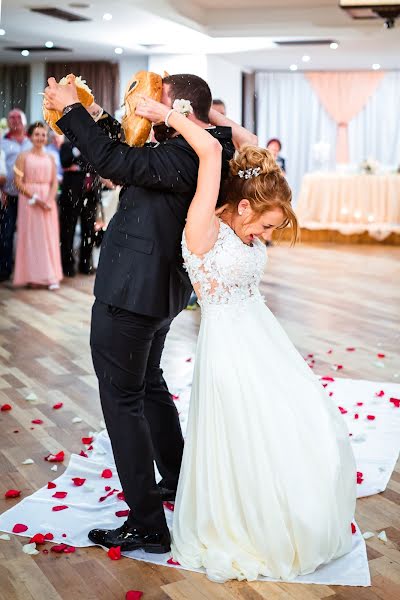 Fotógrafo de bodas Maks Bukovski (maxbukovski). Foto del 2 de diciembre 2017