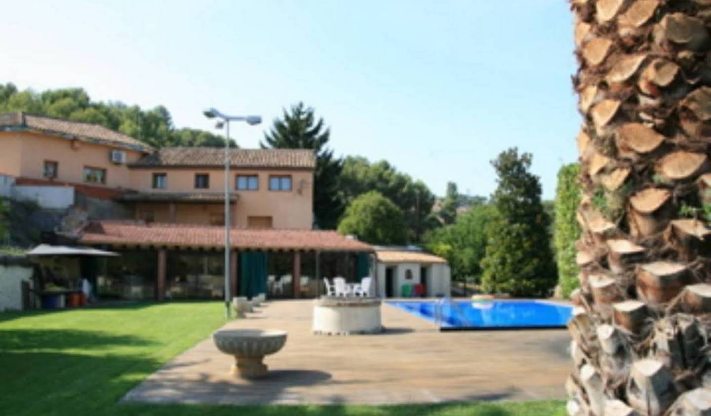 Farm house with pool Terrassa