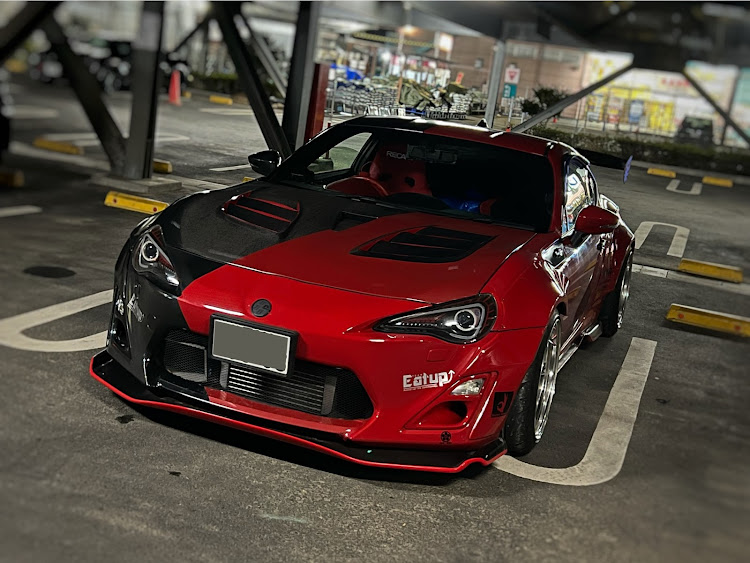 86のEat up⤴️・やっぱりお尻は大事・ロケットバニー86・斜めカラー・洗車するタイミングに関するカスタム事例の投稿画像1枚目