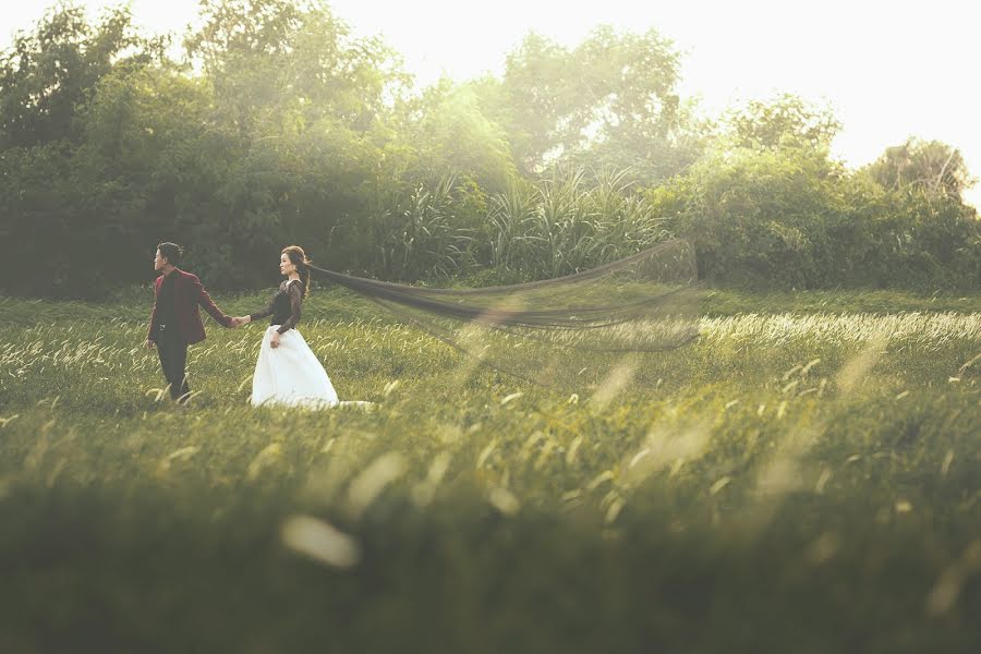 Wedding photographer Shu Yang Wang (photosynthesisw). Photo of 13 July 2017