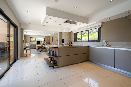 House 4