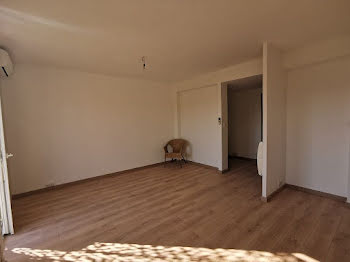 appartement à Villeneuve-les-avignon (30)