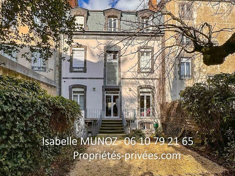 Vente maison 24 pièces 600 m² à Chamalieres (63400), 1 099 000 €