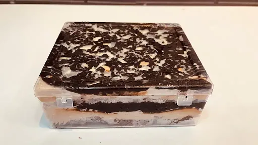 Cream Drop Chocolate Tub Cake [450 Grams]