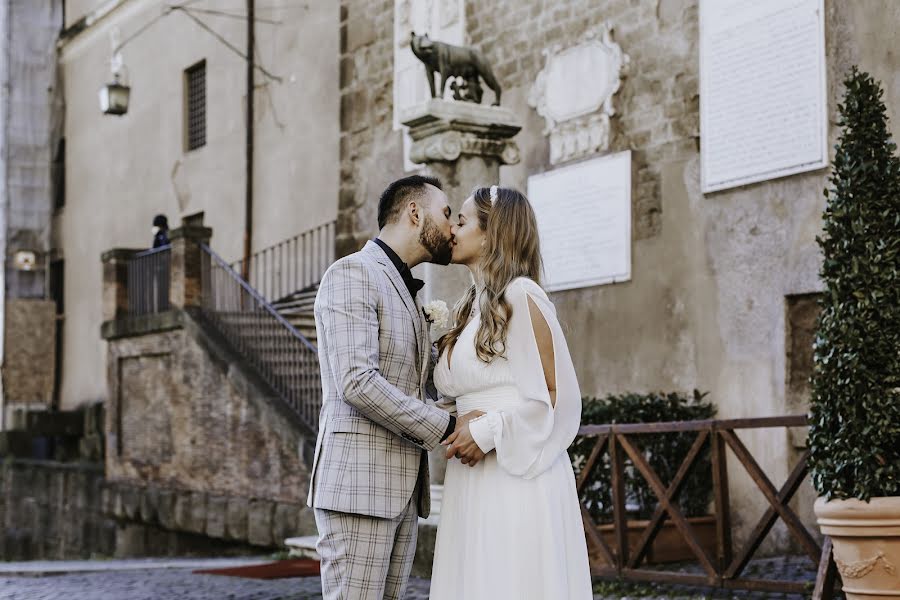 Fotógrafo de casamento Tomasz Zukowski (hellofotografia). Foto de 13 de março 2022