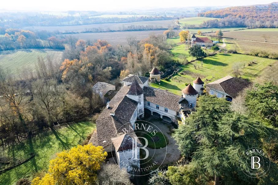 Vente château 25 pièces 940 m² à Lectoure (32700), 3 760 000 €