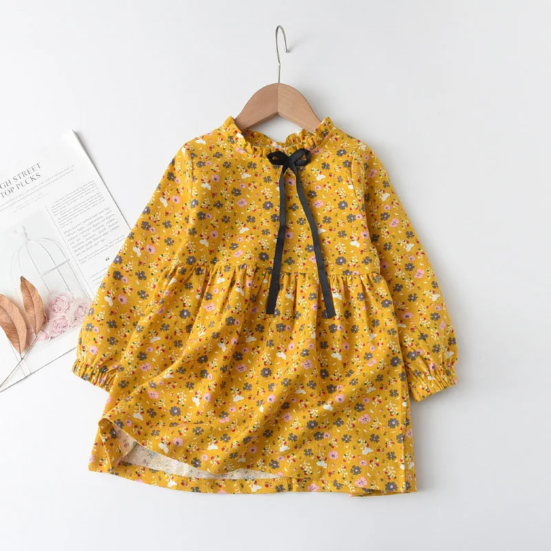Klein bloemen katoenen meisjesjurkje met strik Kinderkleding, schattig en comfortabel voor elke gelegenheid, ideaal voor speciale evenementen en dagelijks gebruik