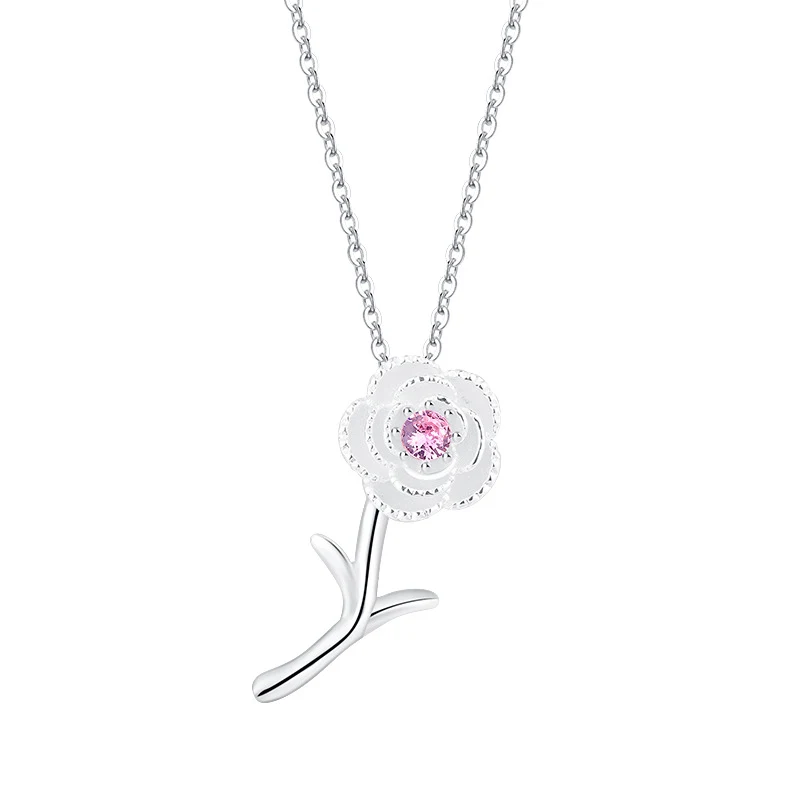Collier femme fleur de cerisier en argent sterling 925, chaîne polyvalente et douce, bijou idéal pour un style inspirant et féminin.