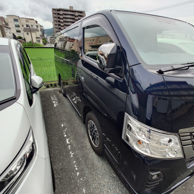 キャラバンのキャラバン・キャラバンNV350・洗車・雨上がりの洗車に関するカスタム事例の投稿画像2枚目