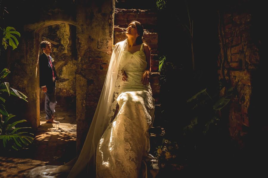 Fotografo di matrimoni Alin Solano (alinsolano). Foto del 15 luglio 2017