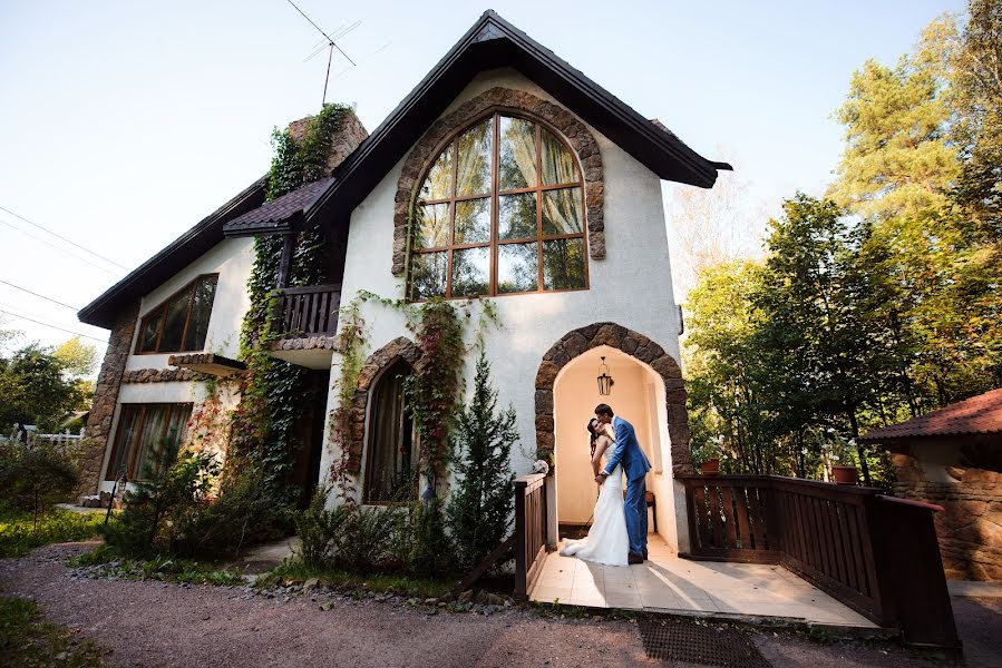 Fotografo di matrimoni Svetlana Carkova (tsarkovy). Foto del 4 novembre 2014