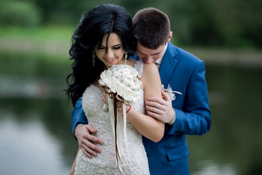 Fotógrafo de casamento Kseniya Khasanova (ksukhasanova). Foto de 5 de março 2018