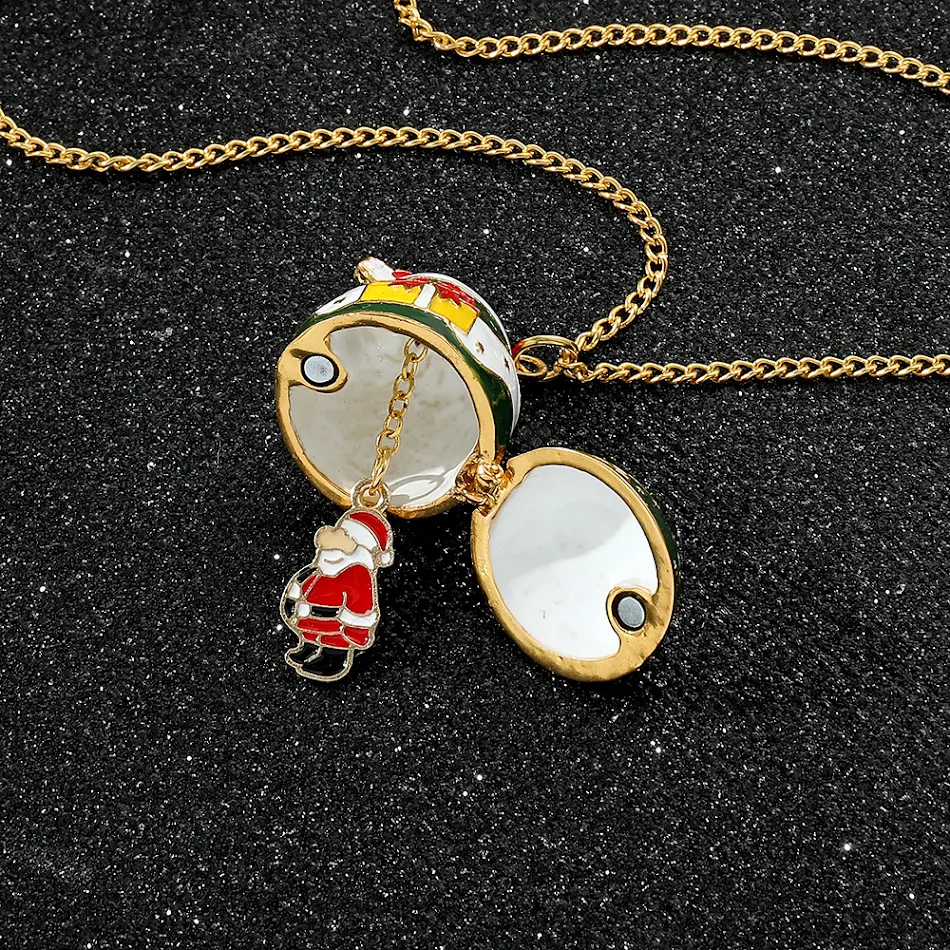 Collier pour personnes âgées avec pendentif œuf coloré en alliage. Élégant et léger, parfait pour un usage quotidien ou comme cadeau attentionné.