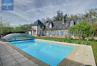 Maison avec piscine 3