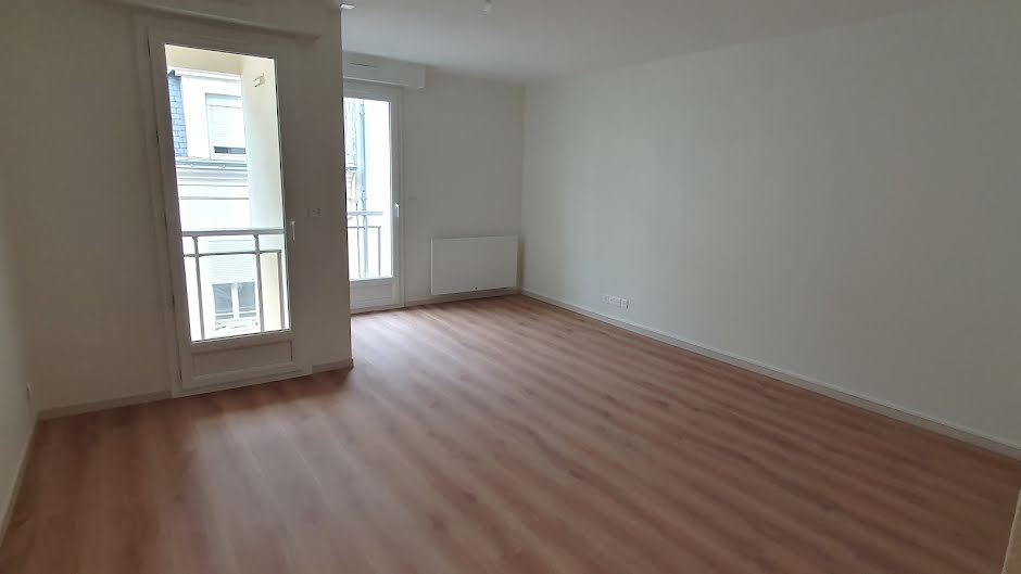 Location  appartement 2 pièces 50 m² à Angers (49000), 1 735 €