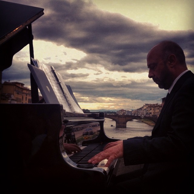 #pontevecchio #tdif #igersfirenze #pianoforte #arno #concerto #firenze di wwpenny