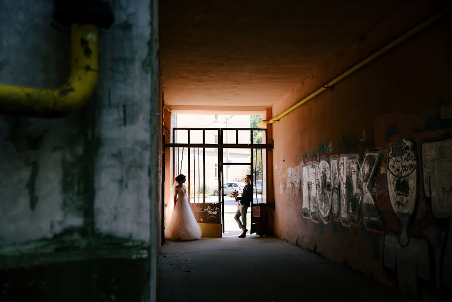 Fotógrafo de casamento Alena Kochneva (helenkochneva). Foto de 22 de março 2019