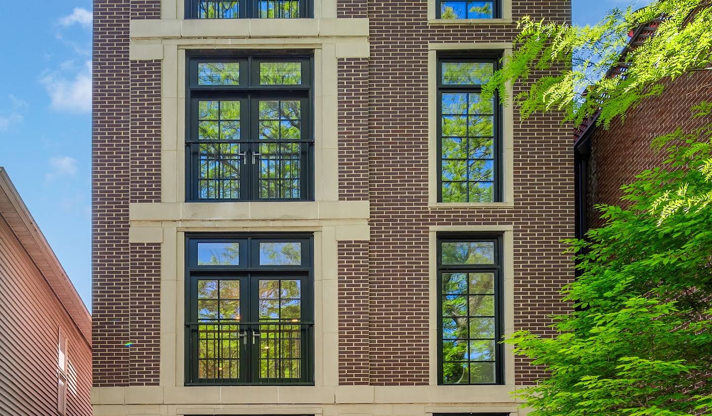 Apartment with terrace Chicago