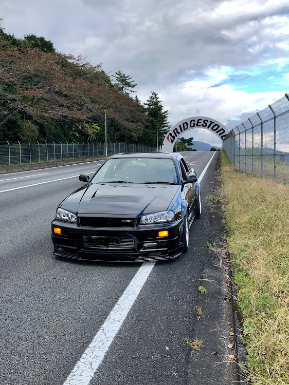 スカイラインの3月もよろしくお願いします・サーキットと愛車・4月29日は海王丸で楽しげなイベント・お仲間に感謝に関するカスタム事例の投稿画像2枚目