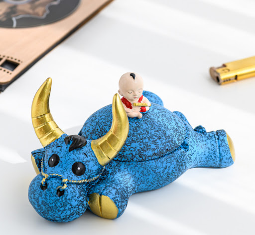 Title 11, Creative Anti-Fly Ash Ashtray with Cover, Perso...