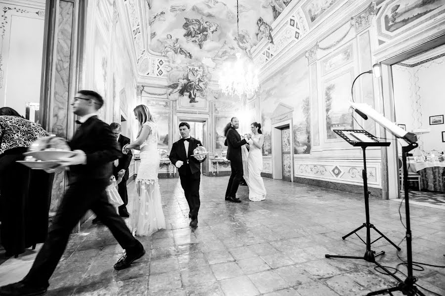 Wedding photographer Vincenzo Di Stefano (vincenzodistef). Photo of 12 November 2019