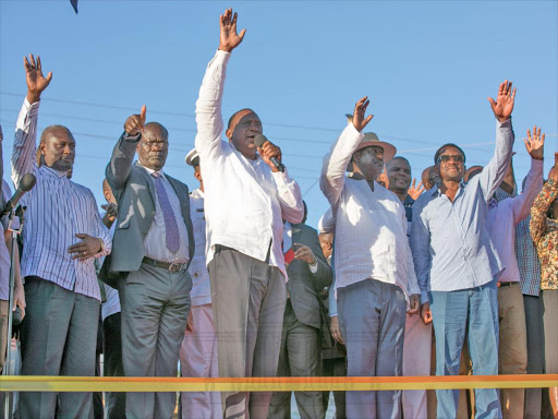 President Uhuru Kenyatta with Luo leaders in Kisumu last week /PSCU