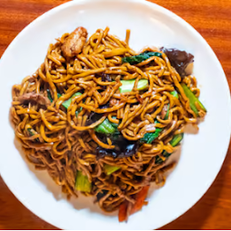 Shanghai Stir-Fried Noodle with Shredded Pork