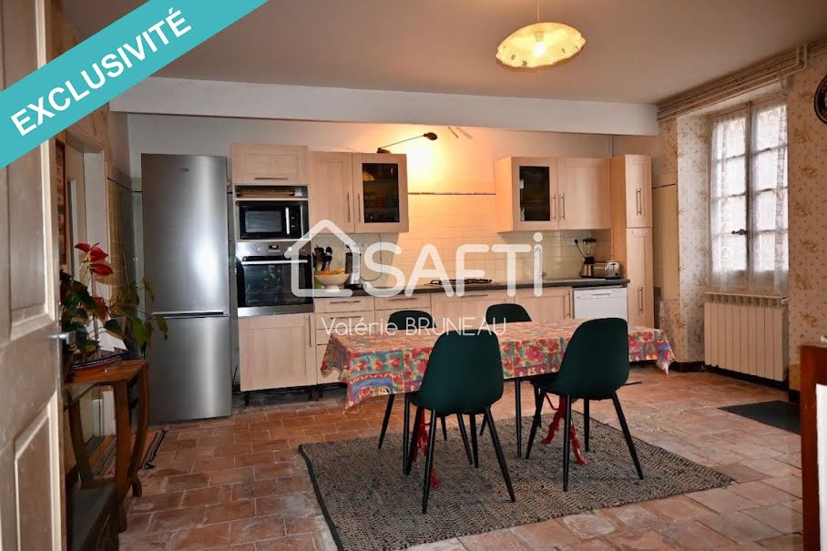 Vente maison 5 pièces 175 m² à Castres (81100), 132 000 €