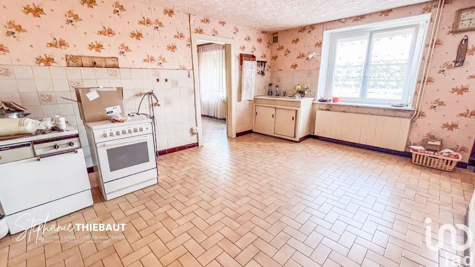 Vente maison 5 pièces 133 m² à Arches (88380), 140 400 €