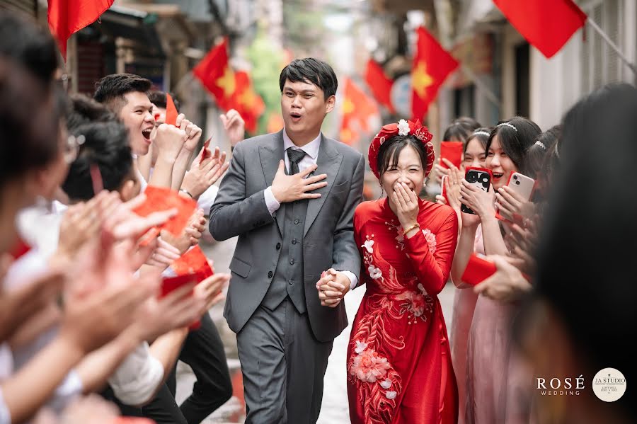 Fotografo di matrimoni Thắng Hoàng (rosewedding). Foto del 20 dicembre 2022