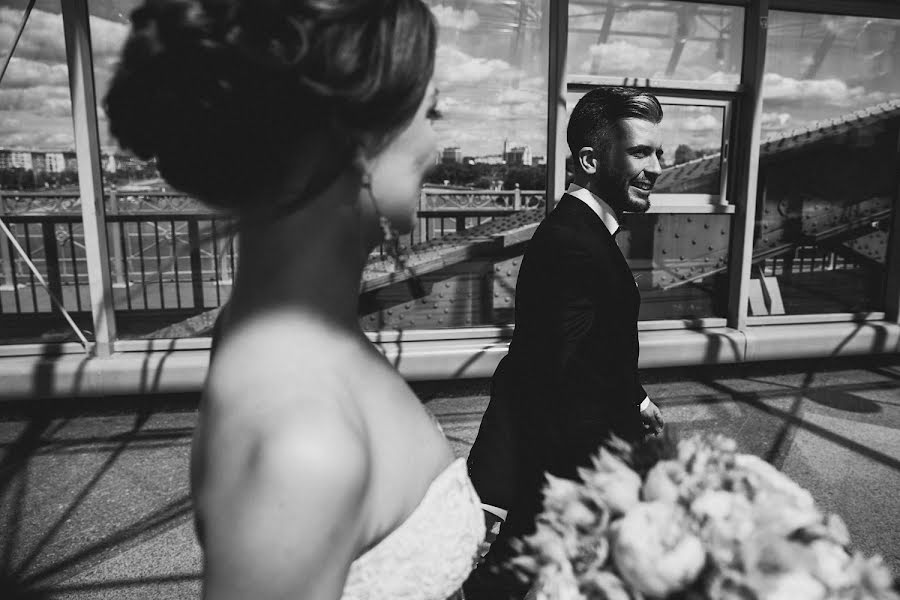 結婚式の写真家Artem Vindrievskiy (vindrievsky)。2015 8月18日の写真