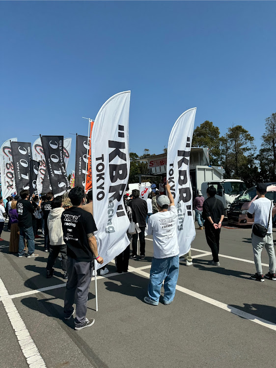 ハイエースバンのSBM関東・"KBR"RacingTOKYO・シンプルスタイル・アメリ感に関するカスタム事例の投稿画像3枚目