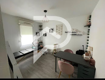 appartement à Saint-Quentin-de-Baron (33)