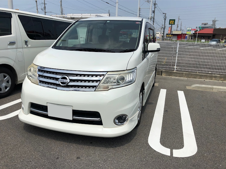 セレナのらーめん・町田商店・車メインじゃなくてすいません！に関するカスタム事例の投稿画像3枚目