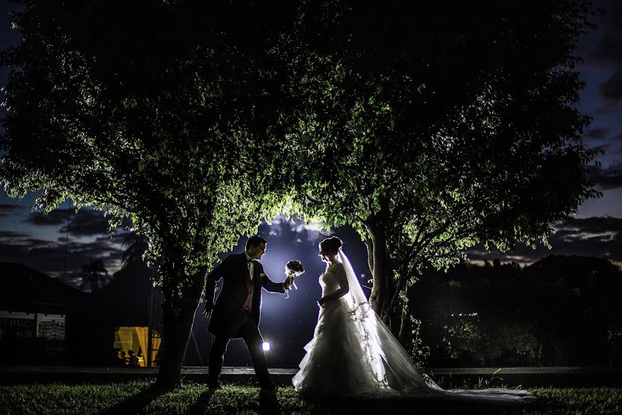 Bryllupsfotograf Enrique Soliz (enriquesoliz). Bilde av 3 april 2019