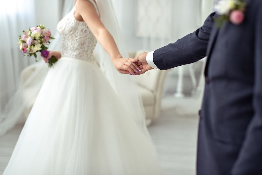 Fotógrafo de casamento Elena Bolyukh (elenbo29). Foto de 16 de julho 2019